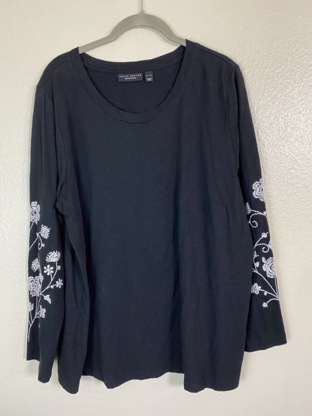 Susan Graver Weekend Black Long Sleeve Floral Embroidered Tunic Top Size XL Peti
